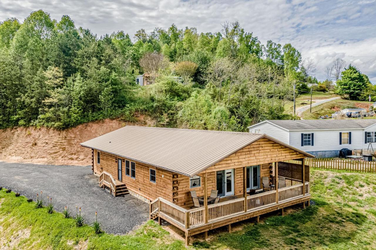 Hilltop Cabin Bryson City Ngoại thất bức ảnh