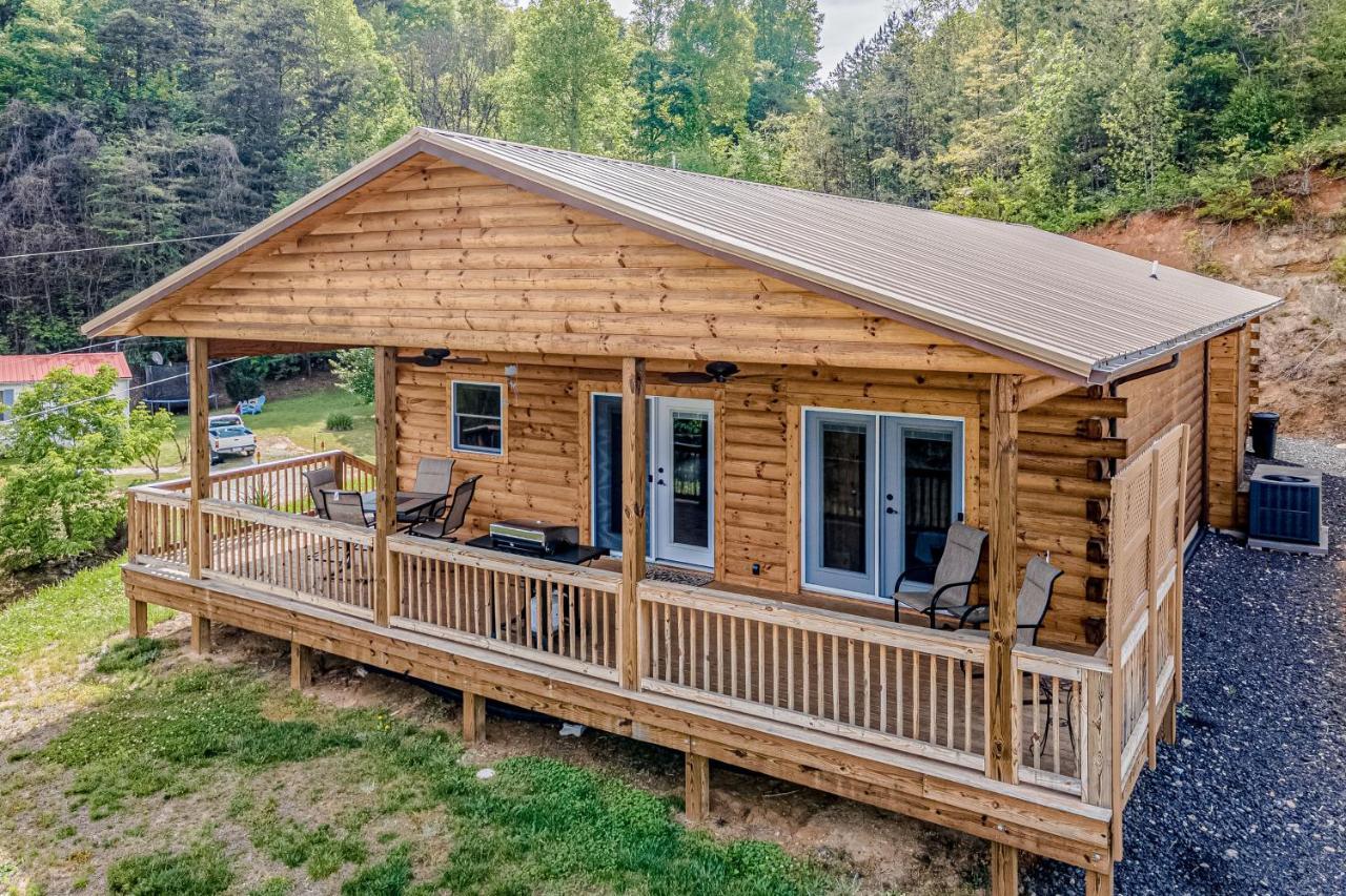 Hilltop Cabin Bryson City Ngoại thất bức ảnh