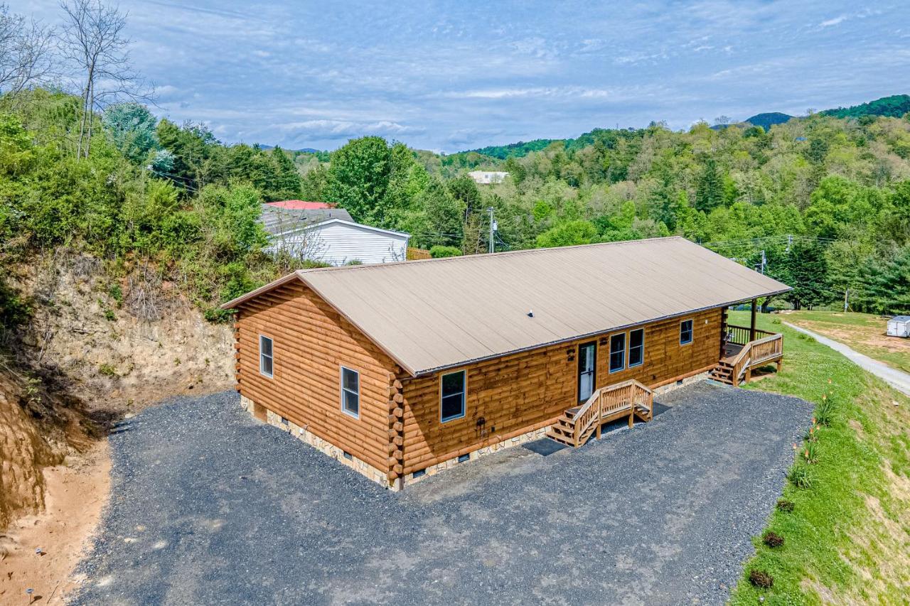 Hilltop Cabin Bryson City Ngoại thất bức ảnh